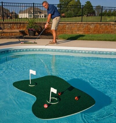 Ideal Patio - Aqua Golf Backyard Game